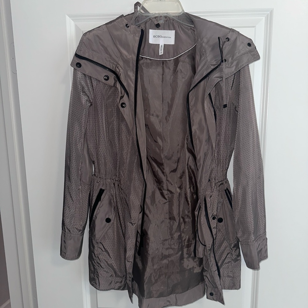 BCBG RAIN JACKET- LIKE NEW!!!
